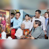 Bản tin Thời sự sáng 27/7: Kỷ niệm 78 năm Ngày Thương binh - Liệt sĩ (27/7): Nối dài hành trình “Đền ơn đáp nghĩa”