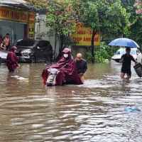 Bản tin Thời sự sáng 8/10: Trưởng ban Chỉ đạo Phòng thủ dân sự Quốc gia chỉ đạo ứng phó với mưa, lũ lớn