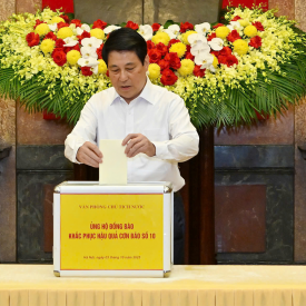 Bản tin thời sự sáng ngày 4/10/2025: Lãnh đạo Đảng, Nhà nước thực hiện quyên góp ủng hộ Đồng bào lũ lụt