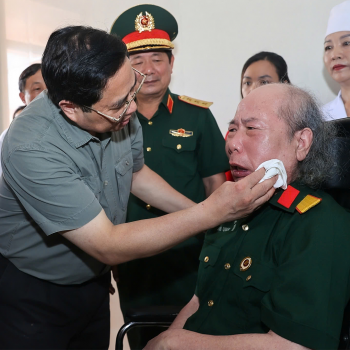 Bản tin thời sự sáng ngày 1/6/2025: Hơn 480 tỷ đồng tặng quà người có công với cách mạng nhân kỷ niệm 78 năm ngày Thương binh, Liệt sĩ