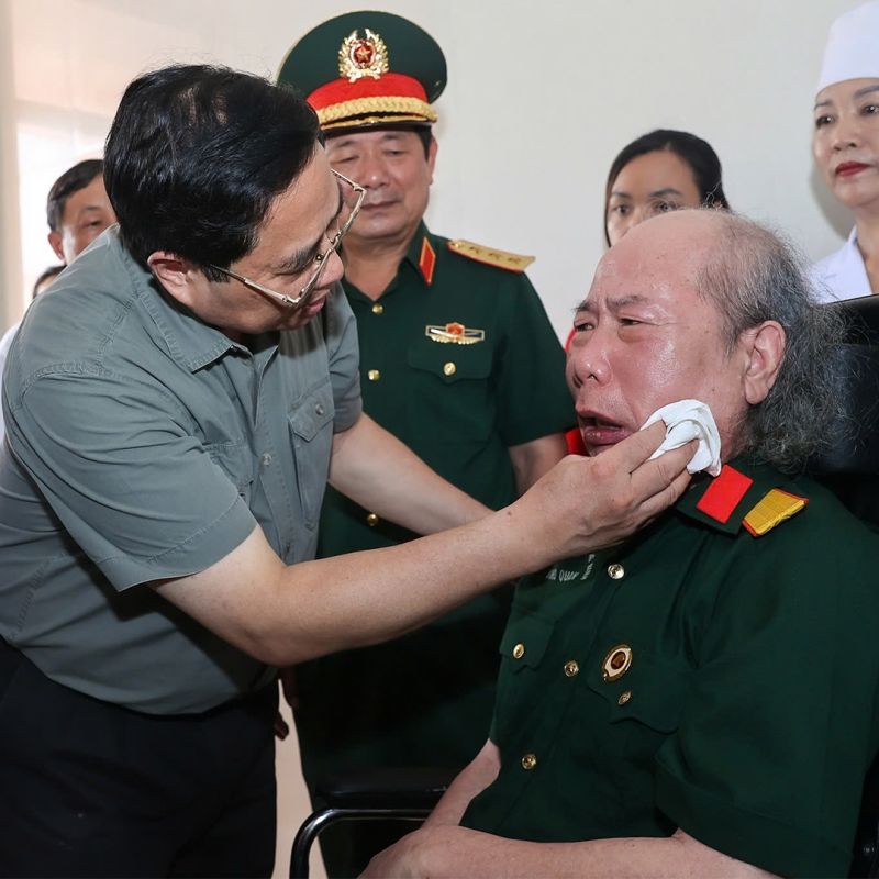 Bản tin thời sự sáng ngày 1/6/2025: Hơn 480 tỷ đồng tặng quà người có công với cách mạng nhân kỷ niệm 78 năm ngày Thương binh, Liệt sĩ